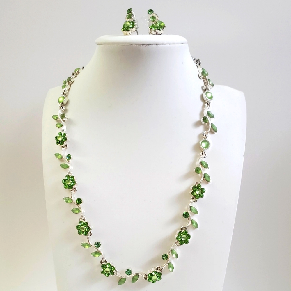 Silver Green Vine Necklace With Matching Earrings